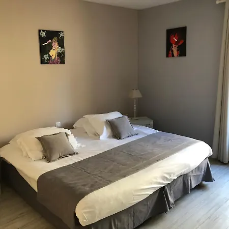 D'hèlène 3* Crestet