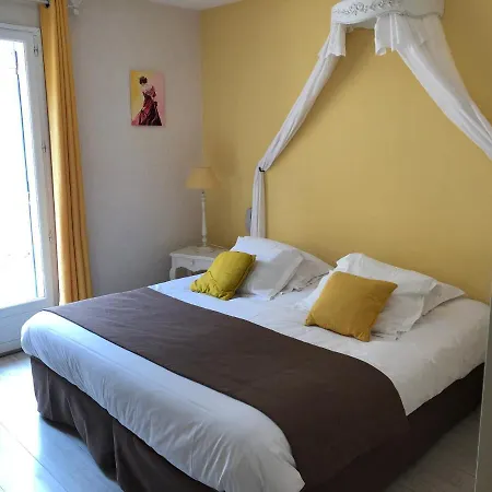 D'hèlène Hotel Crestet