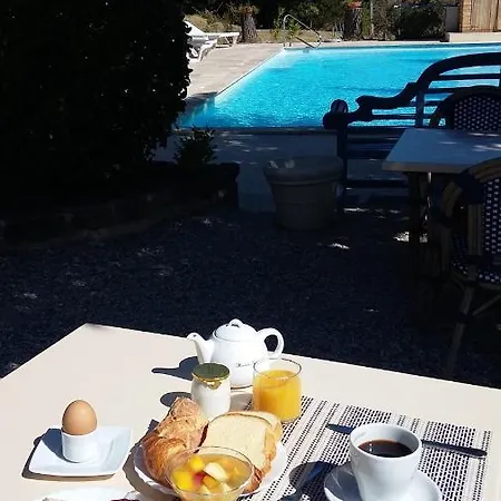 Hotel D'helene Crestet