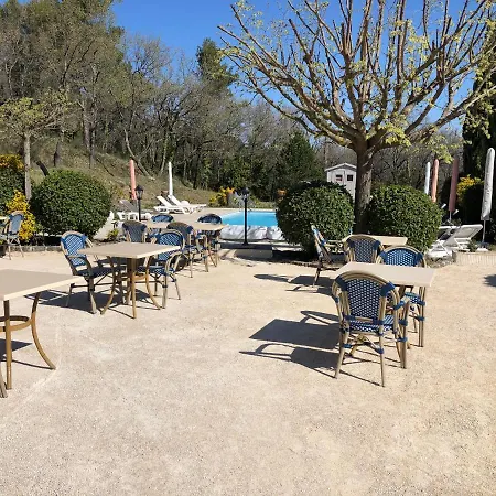 Hotel D'hèlène 3*