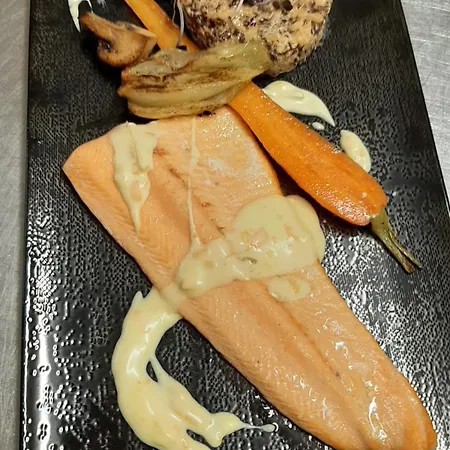 D'hèlène 3*