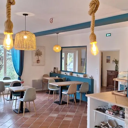 Hotel D'hèlène 3*